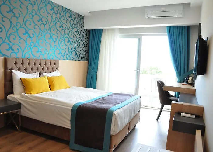 Falez Uygulama Oteli Antalya